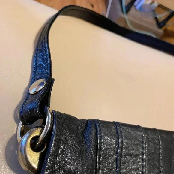 Vintage Genuine Leather Shoulder Bag Women - Great Condition - Very Elegant - Picture 16 of 16